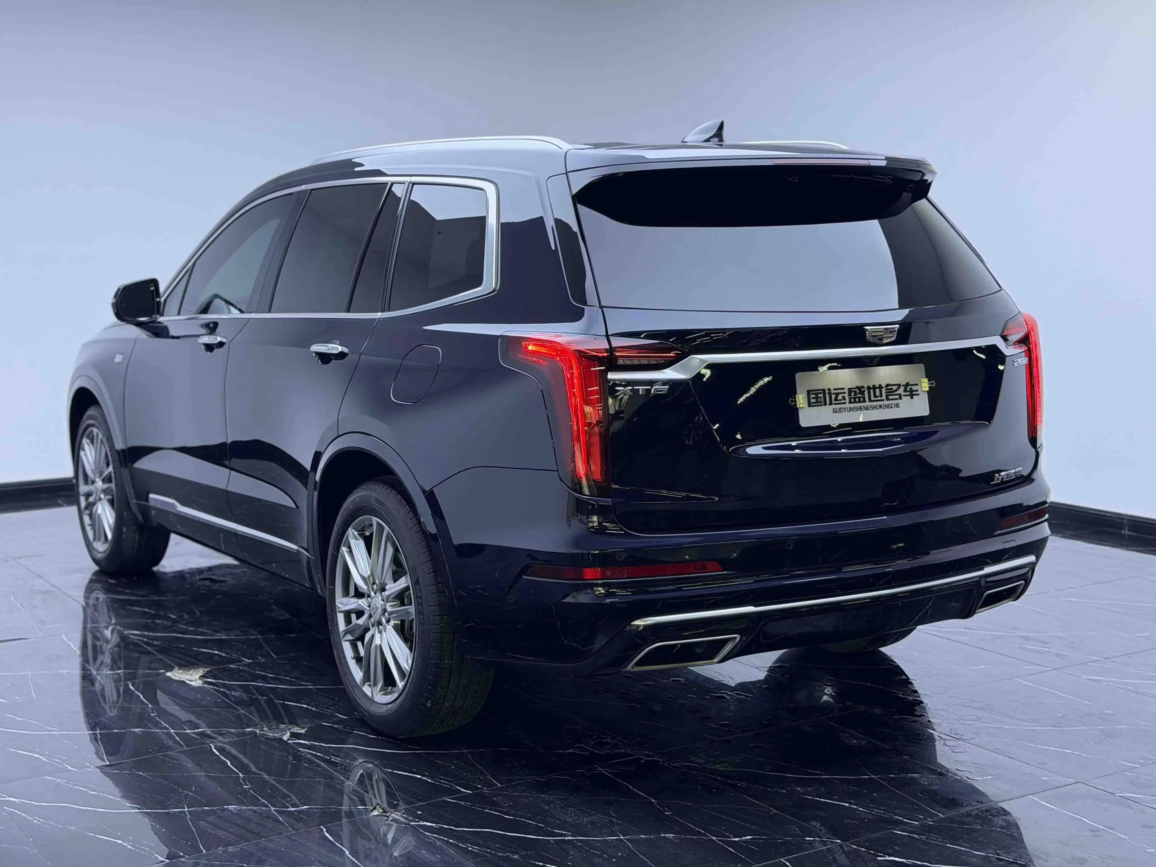 Cadillac XT6