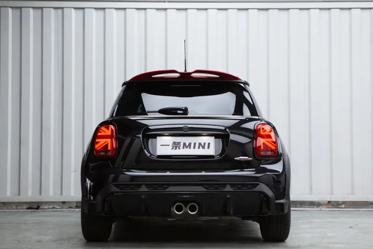 MINI JCW