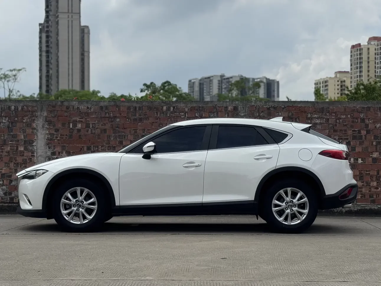 Mazda CX-4