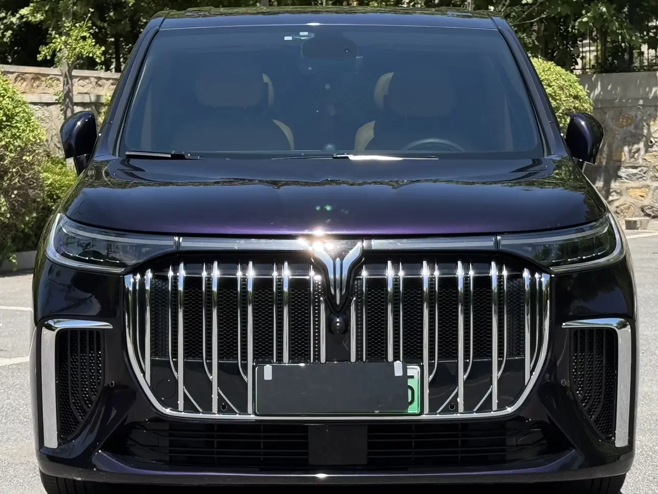 Voyah Lantu Dreamer PHEV  из Китая