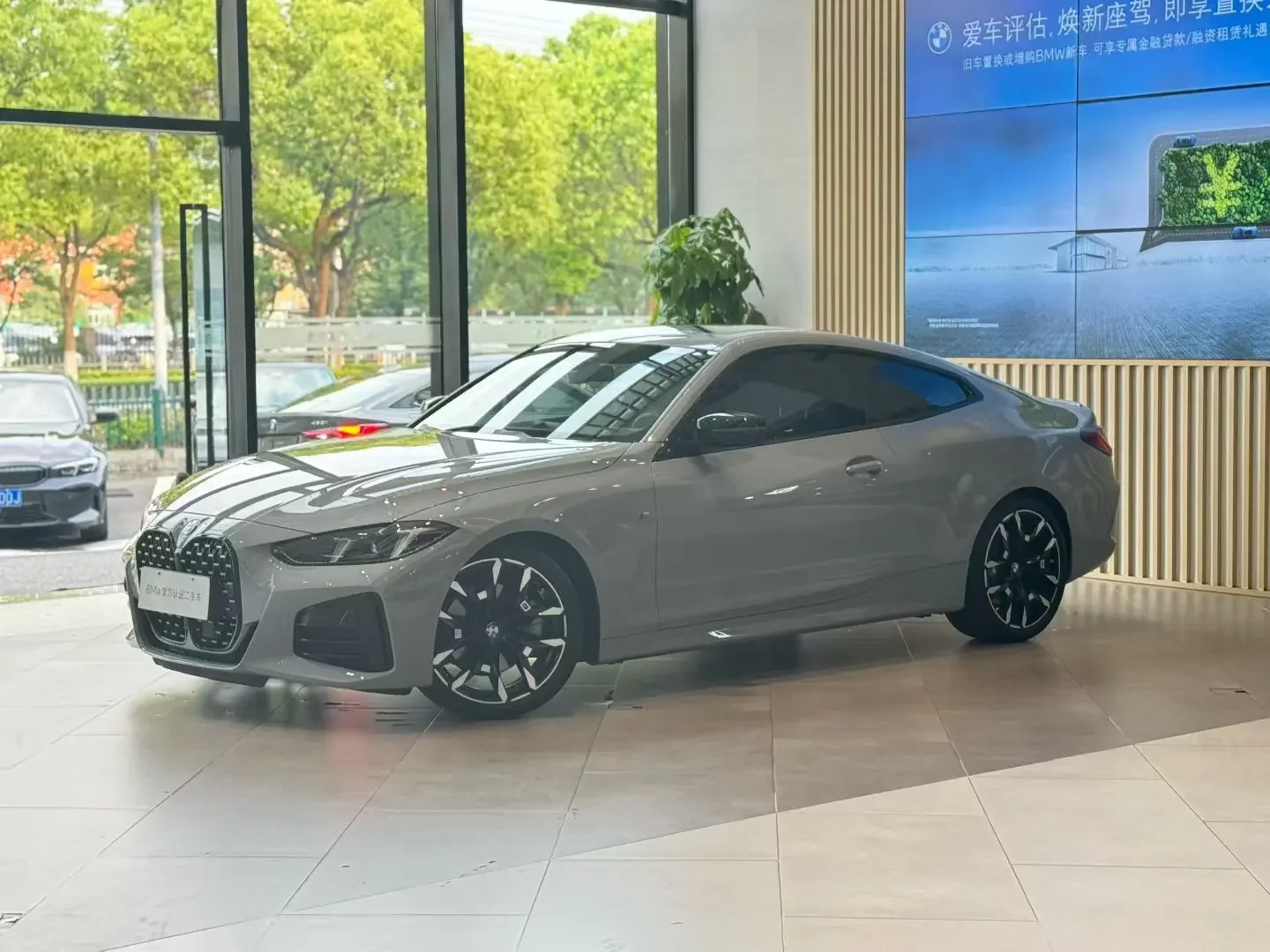BMW 4 Series  из Китая