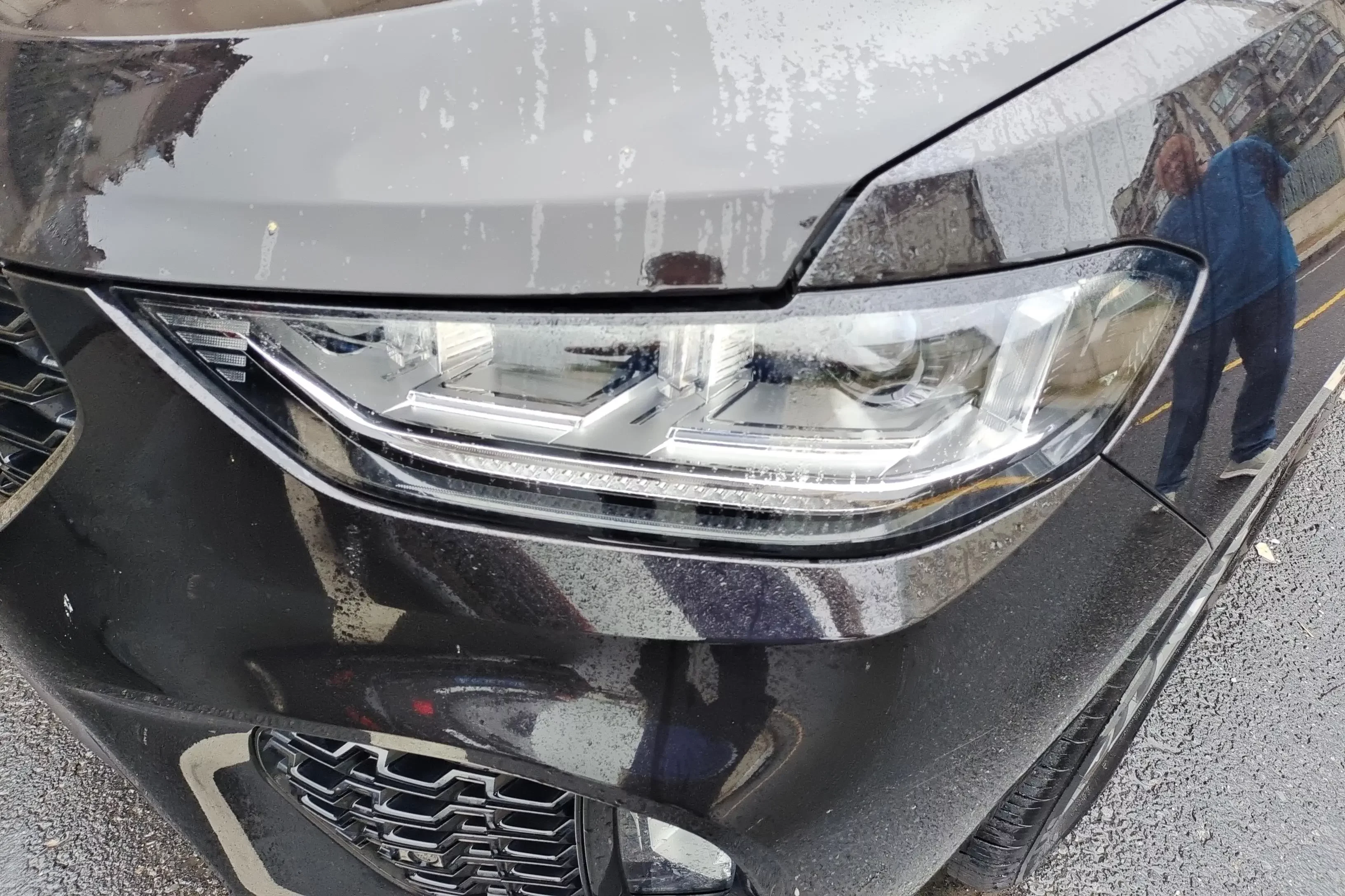 Wey Wei brand VV5
