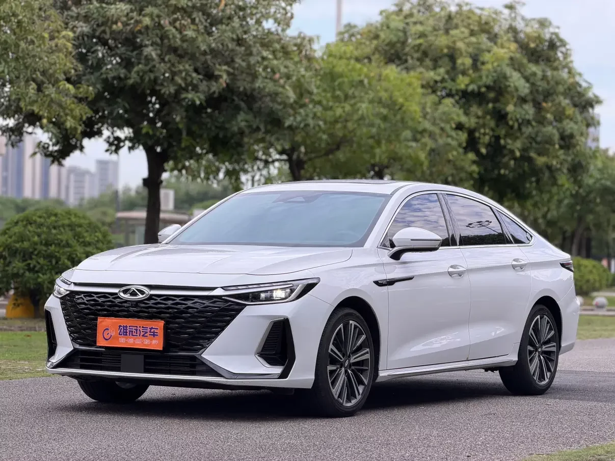 Chery Arrizo 8