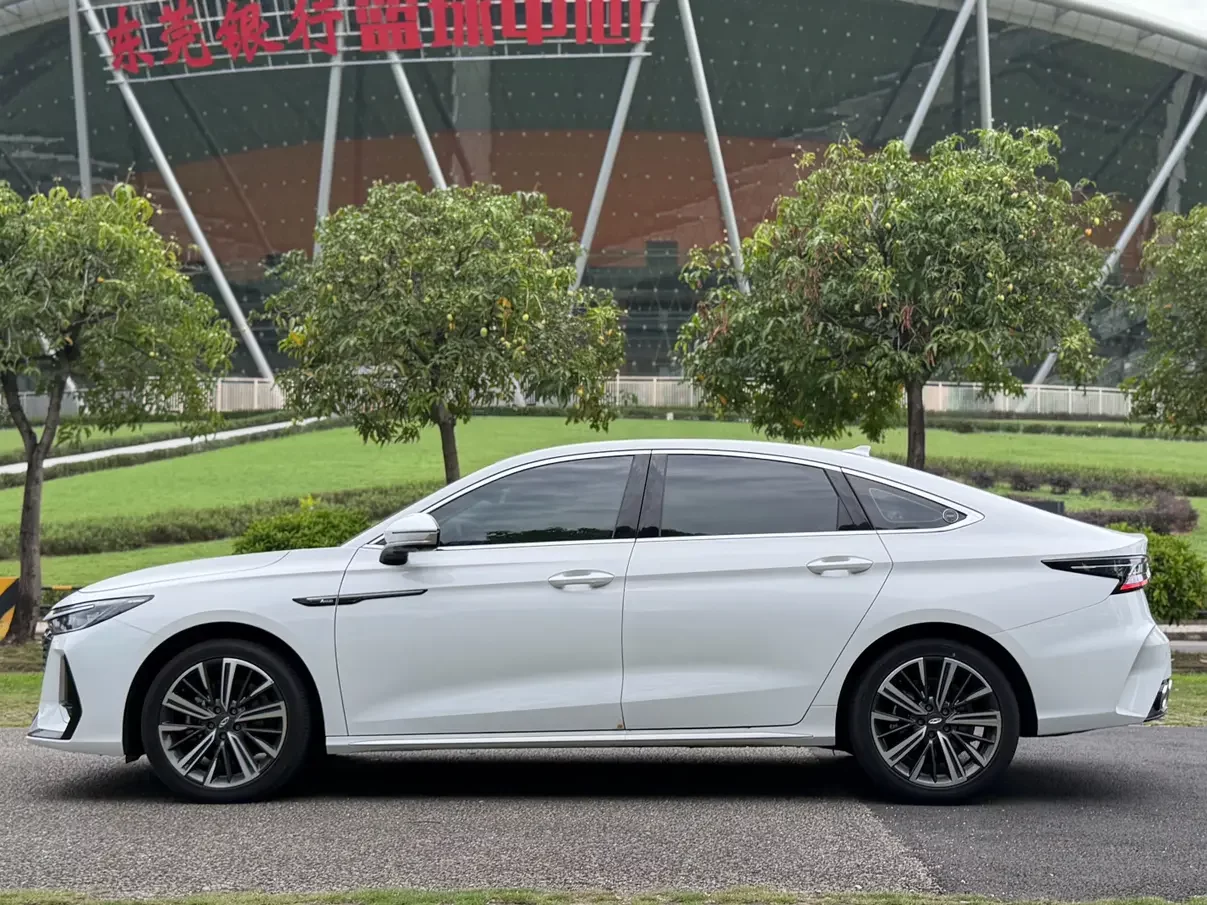 Chery Arrizo 8