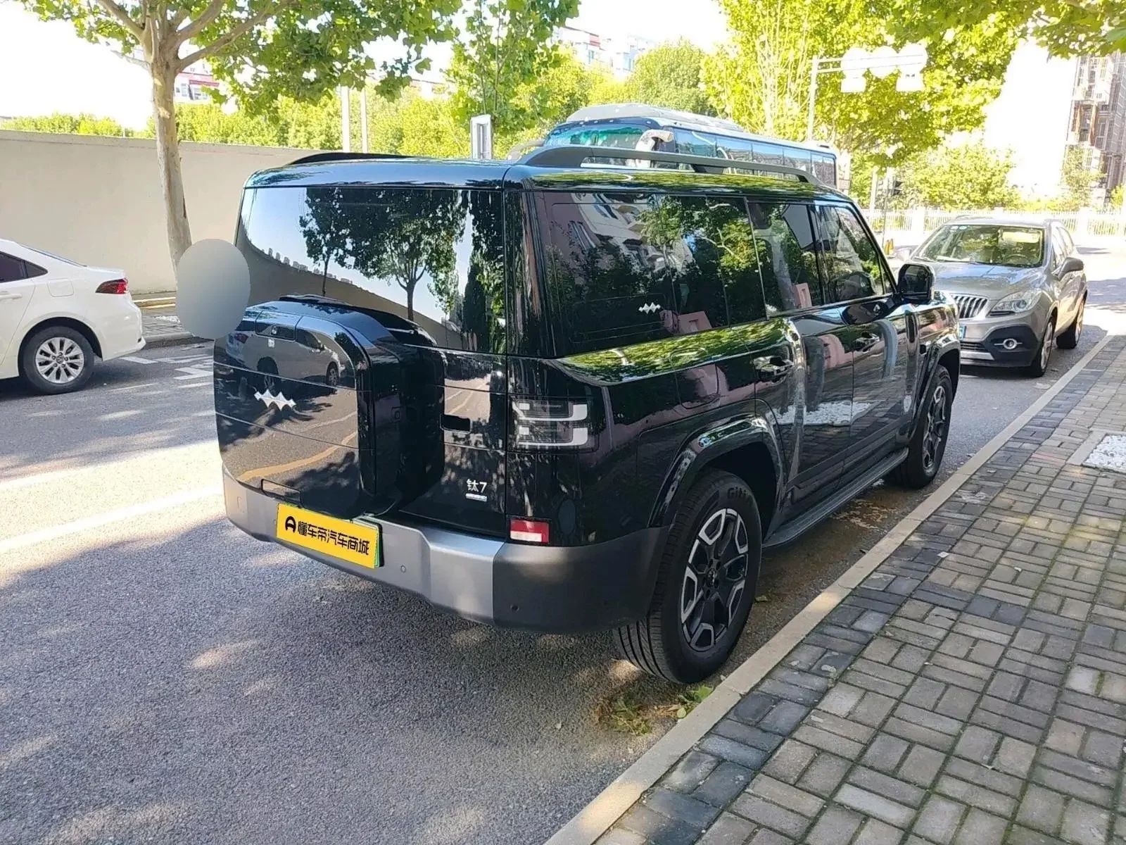BYD Leopard Titanium 7 PHEV
