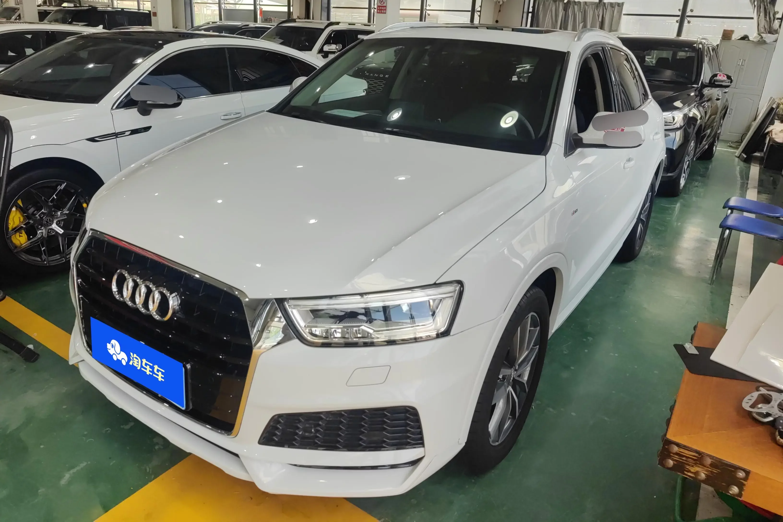 Audi Q3
