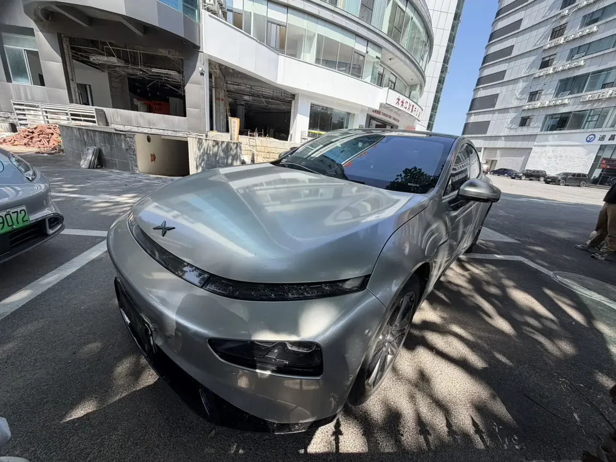 Xpeng P7