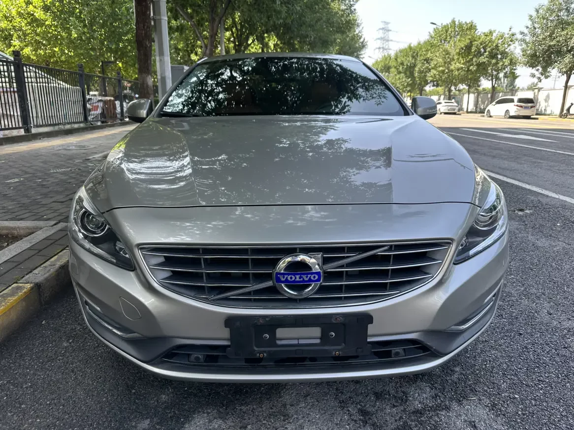 Volvo S60