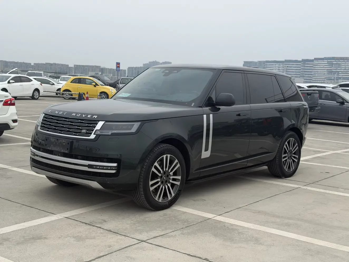 Land Rover range rover
