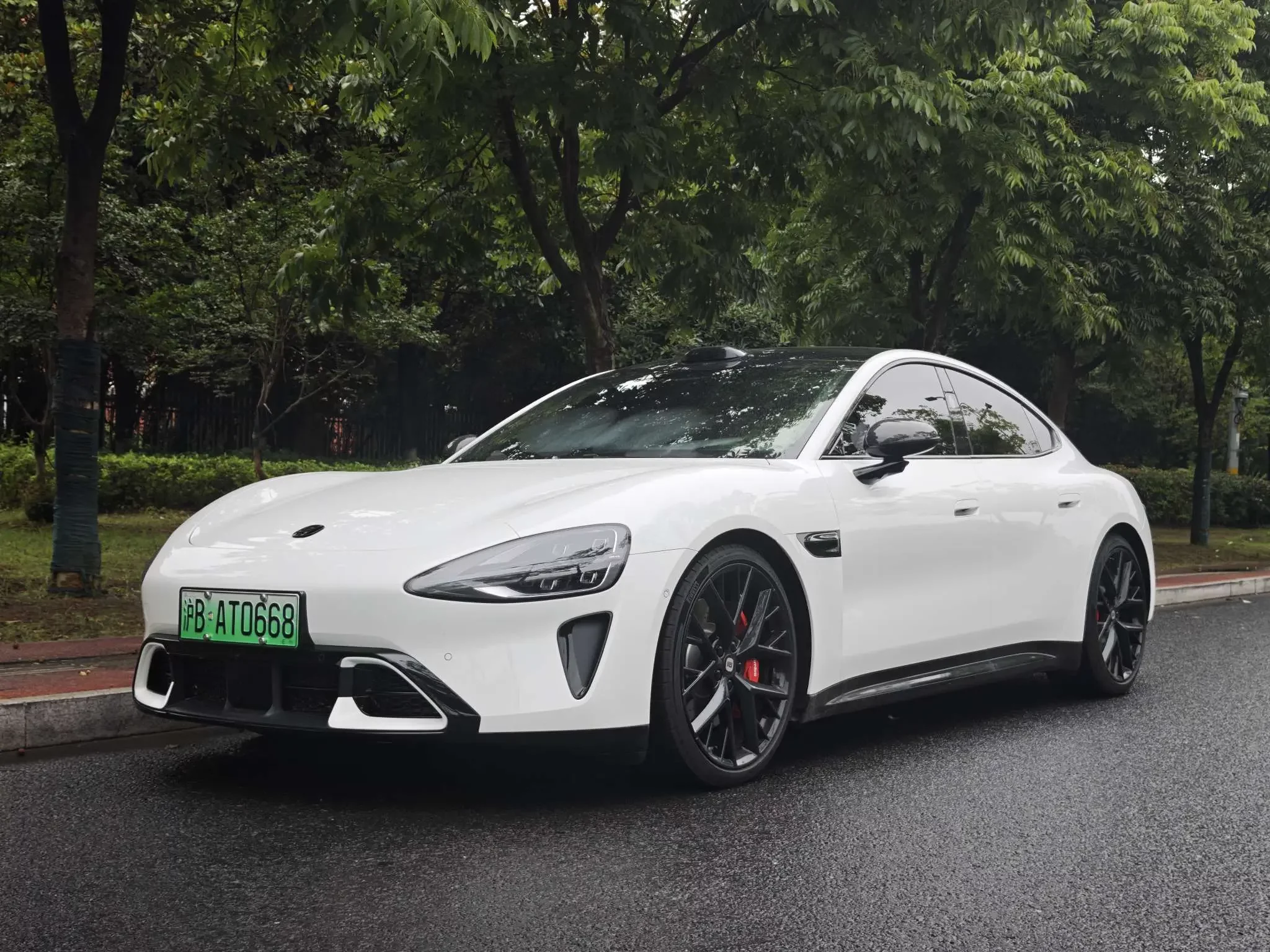 Xiaomi car Xiaomi SU7  из Китая