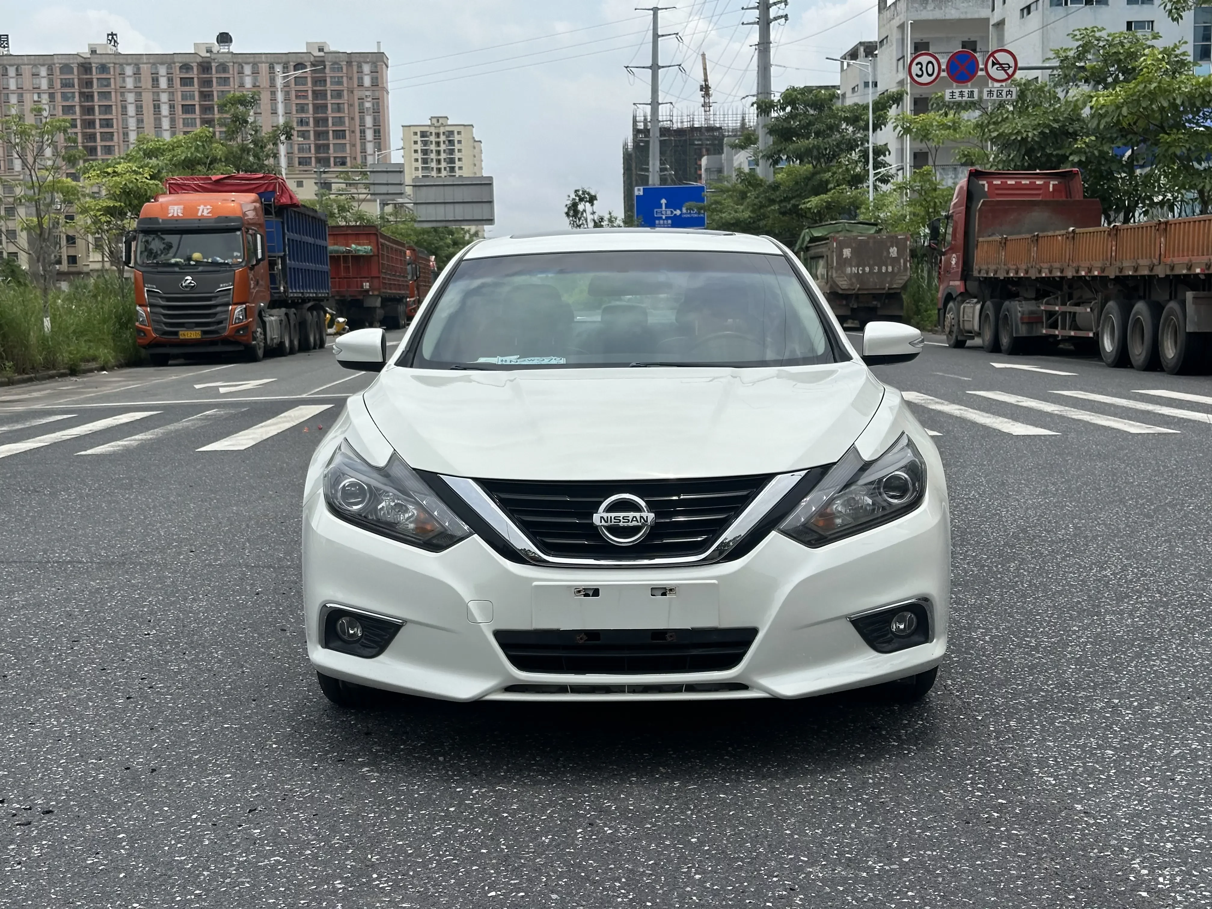 Nissan Altima (Teana)  из Китая