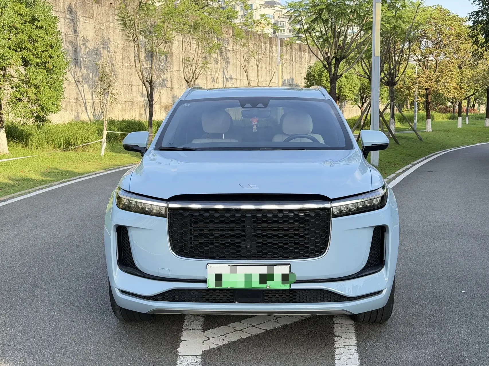 Li ONE (Ideal ONE)  из Китая