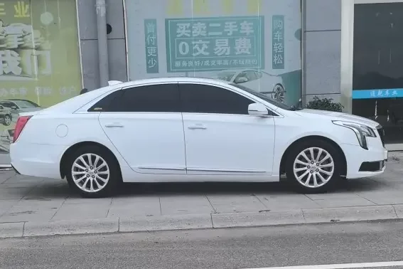 Cadillac XTS