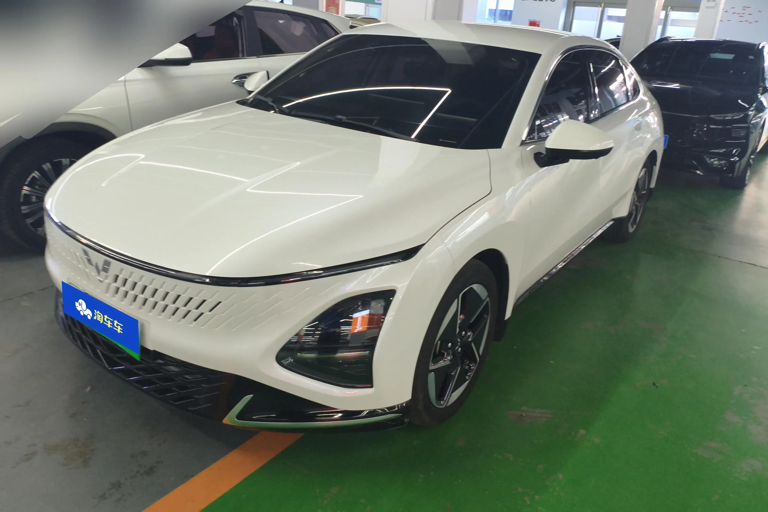 Wuling Starlight PHEV