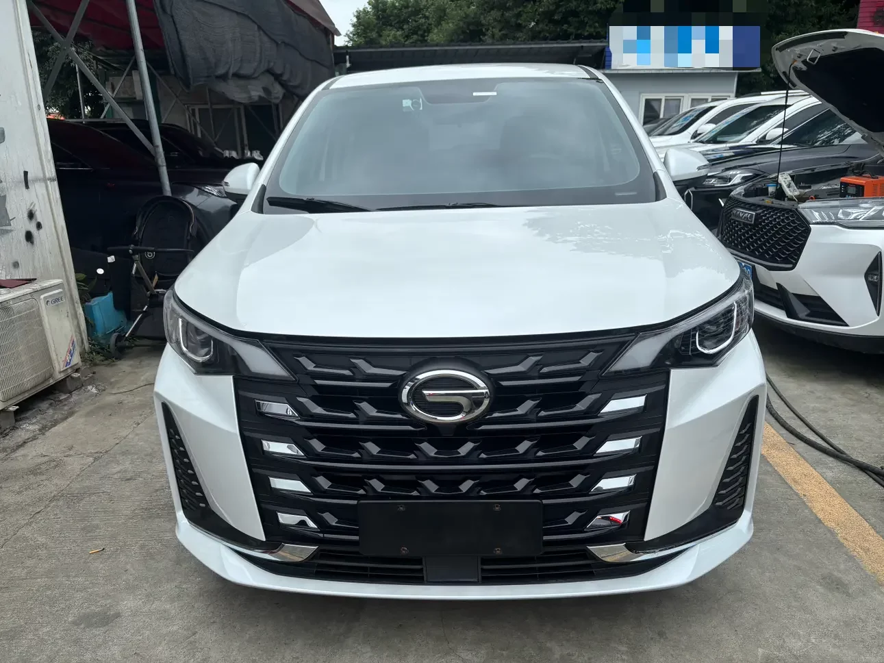 GAC Trumpchi M6  из Китая