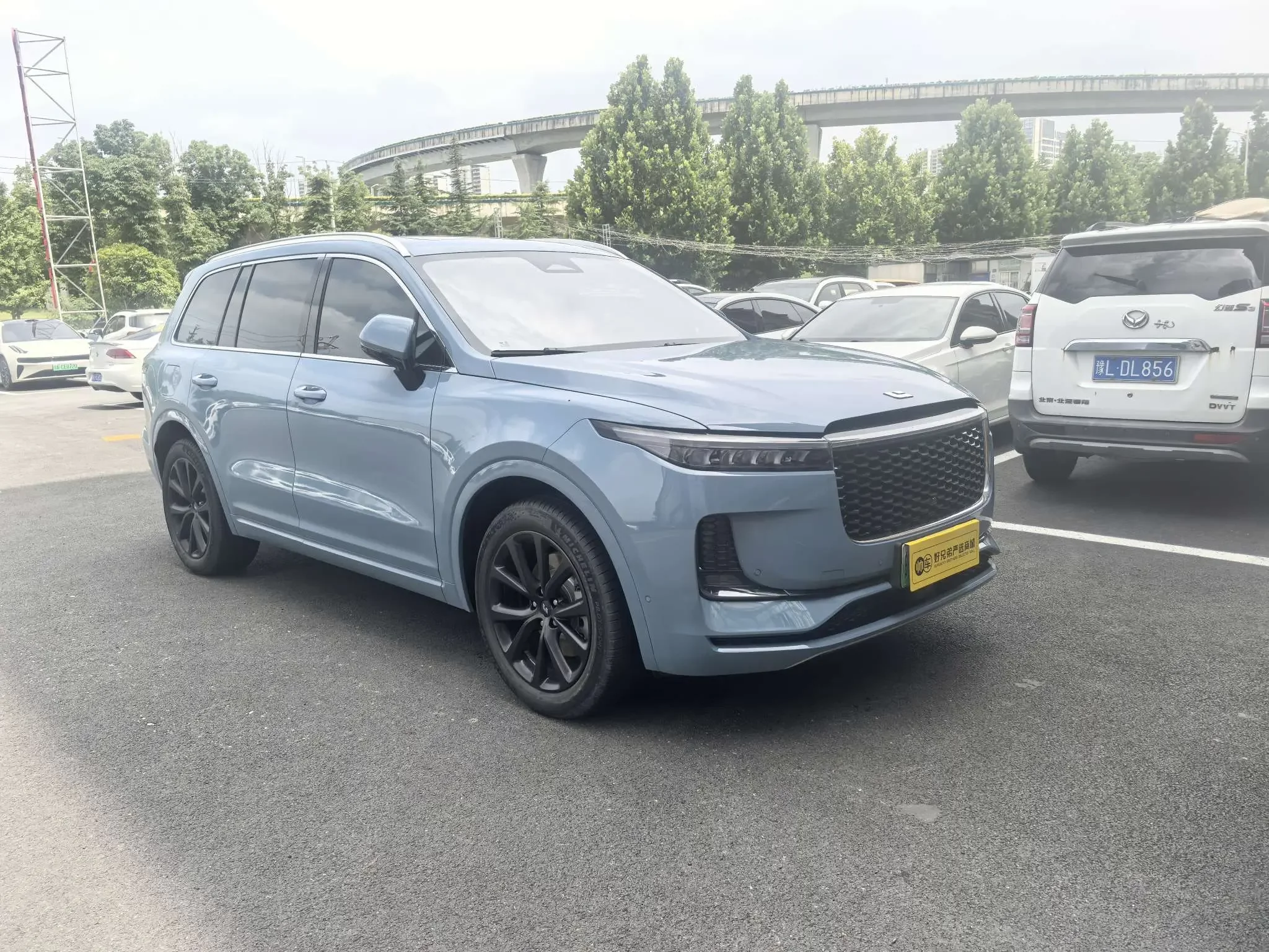 Li ONE (Ideal ONE)  из Китая