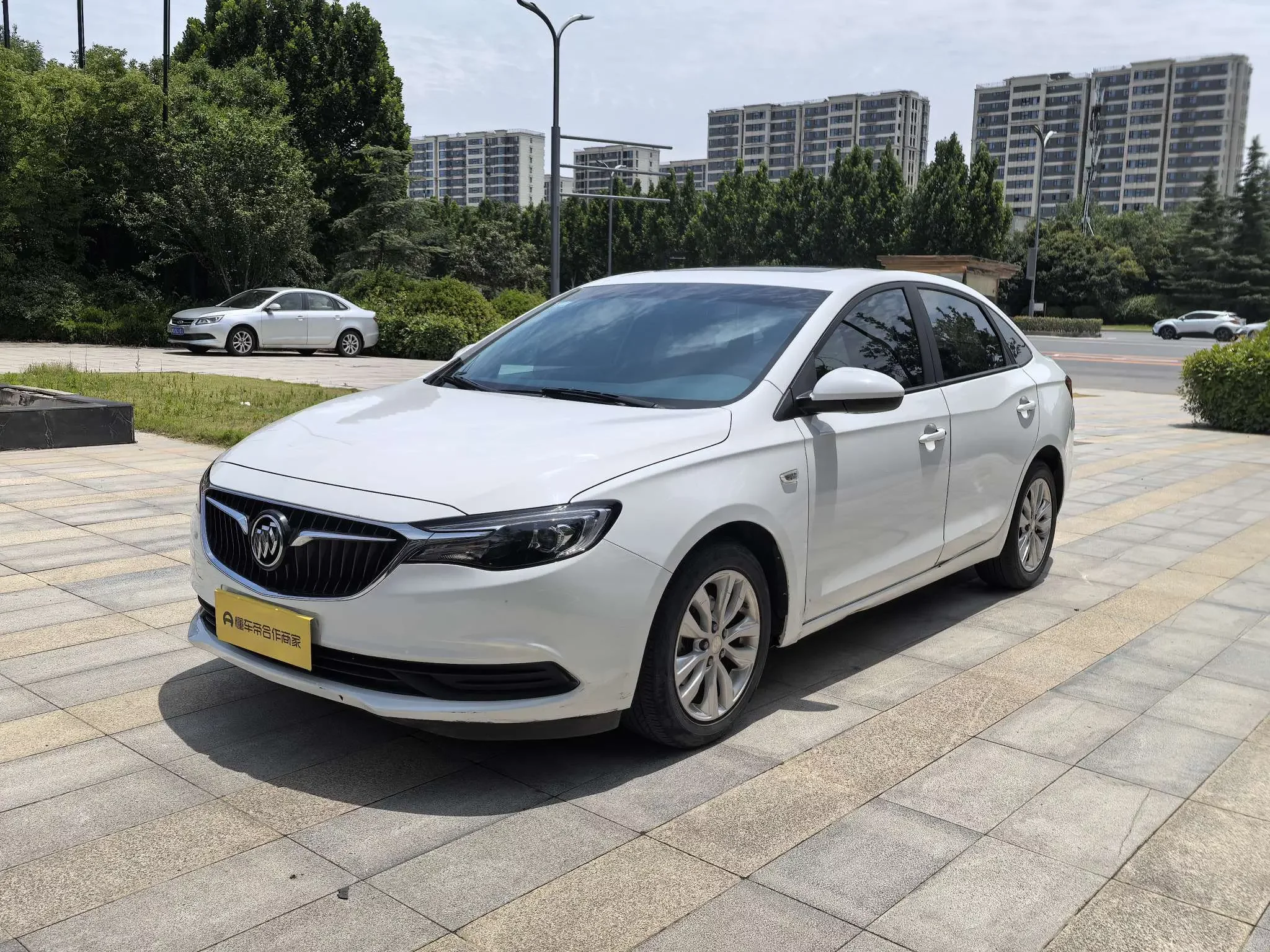 Buick Yinglang