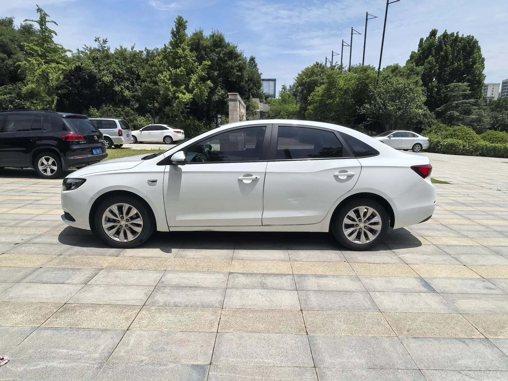 Buick Yinglang