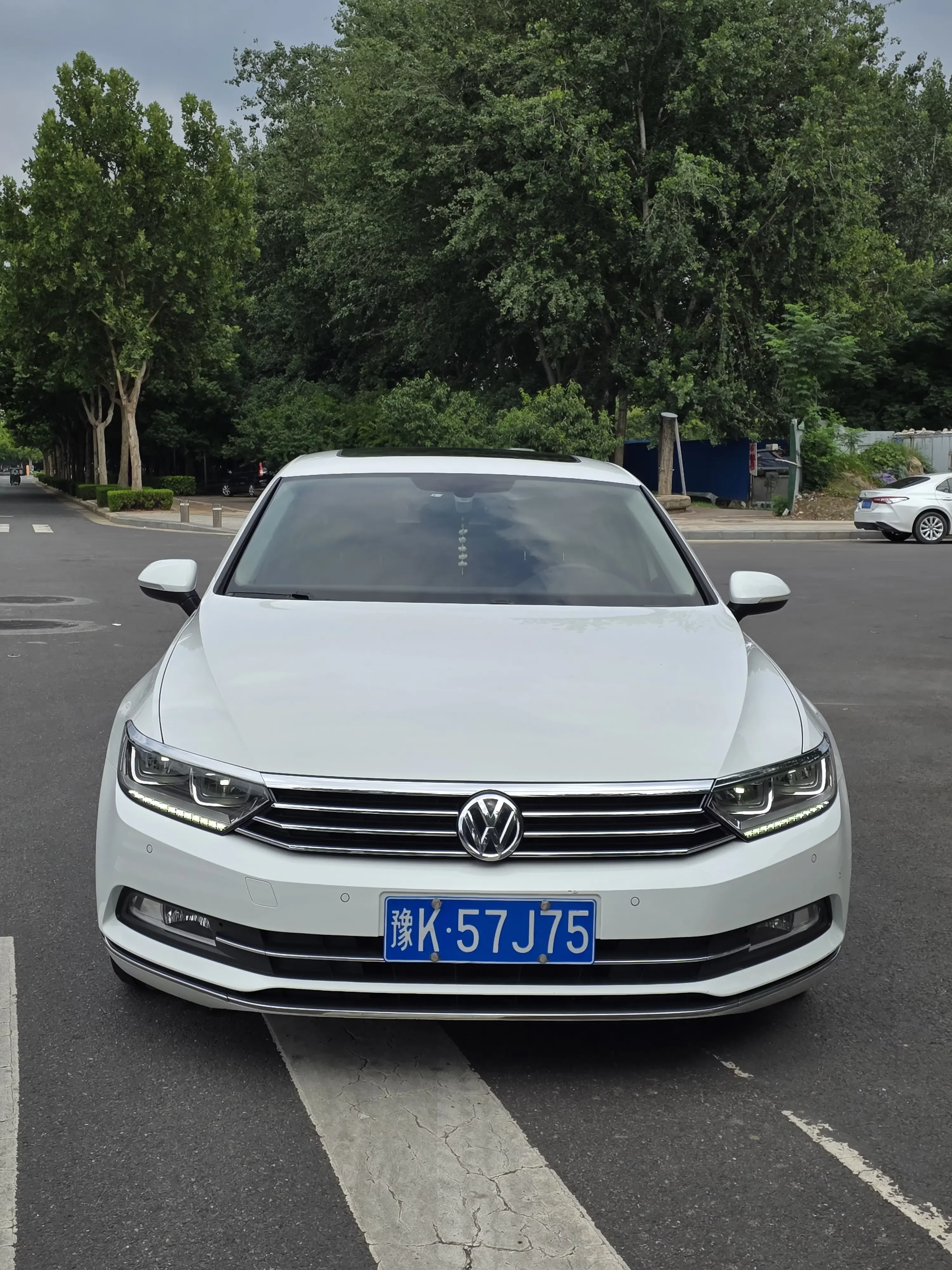 Volkswagen Magotan