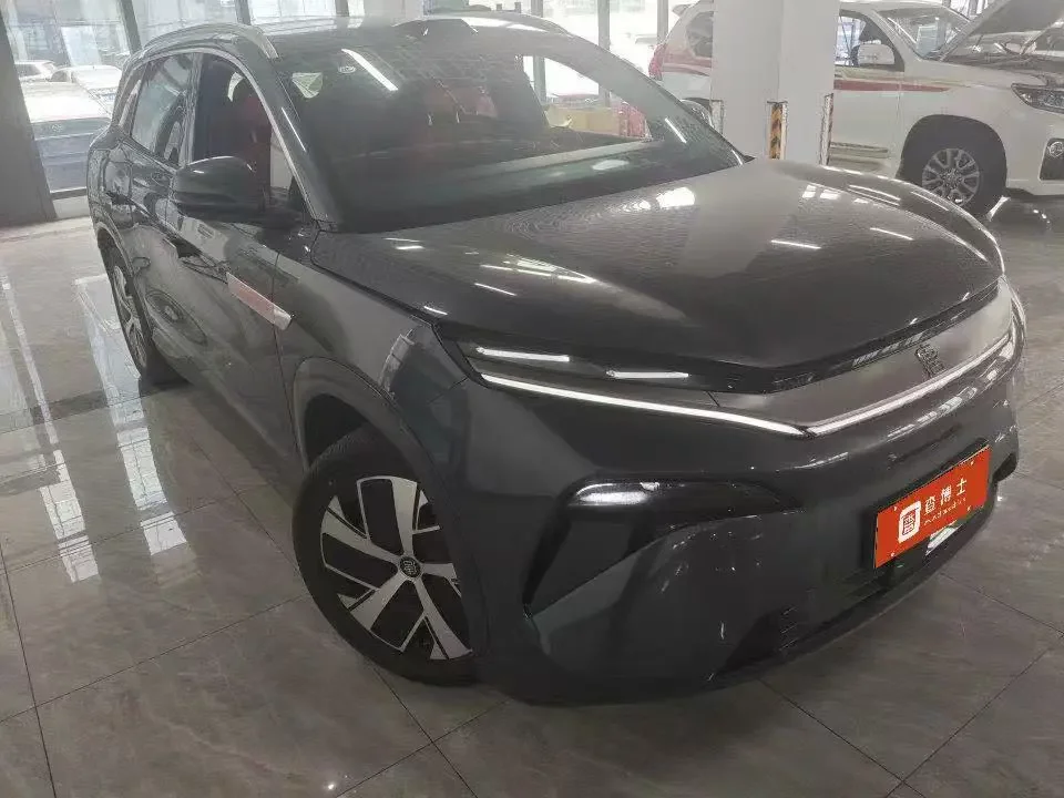 BYD Tang L EV