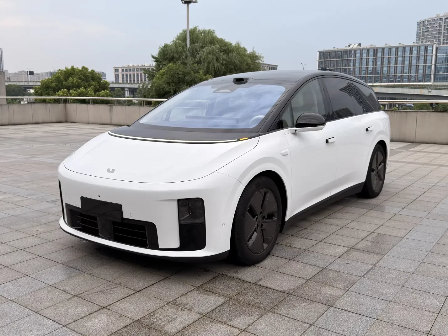 Li Ideal i8