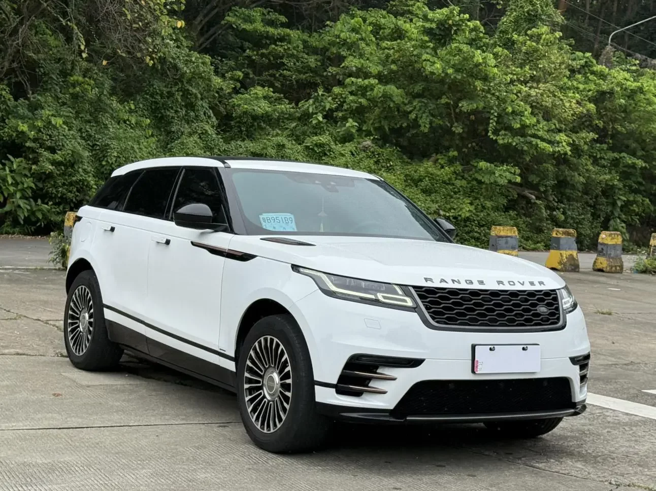 Land Rover Range Rover Velar