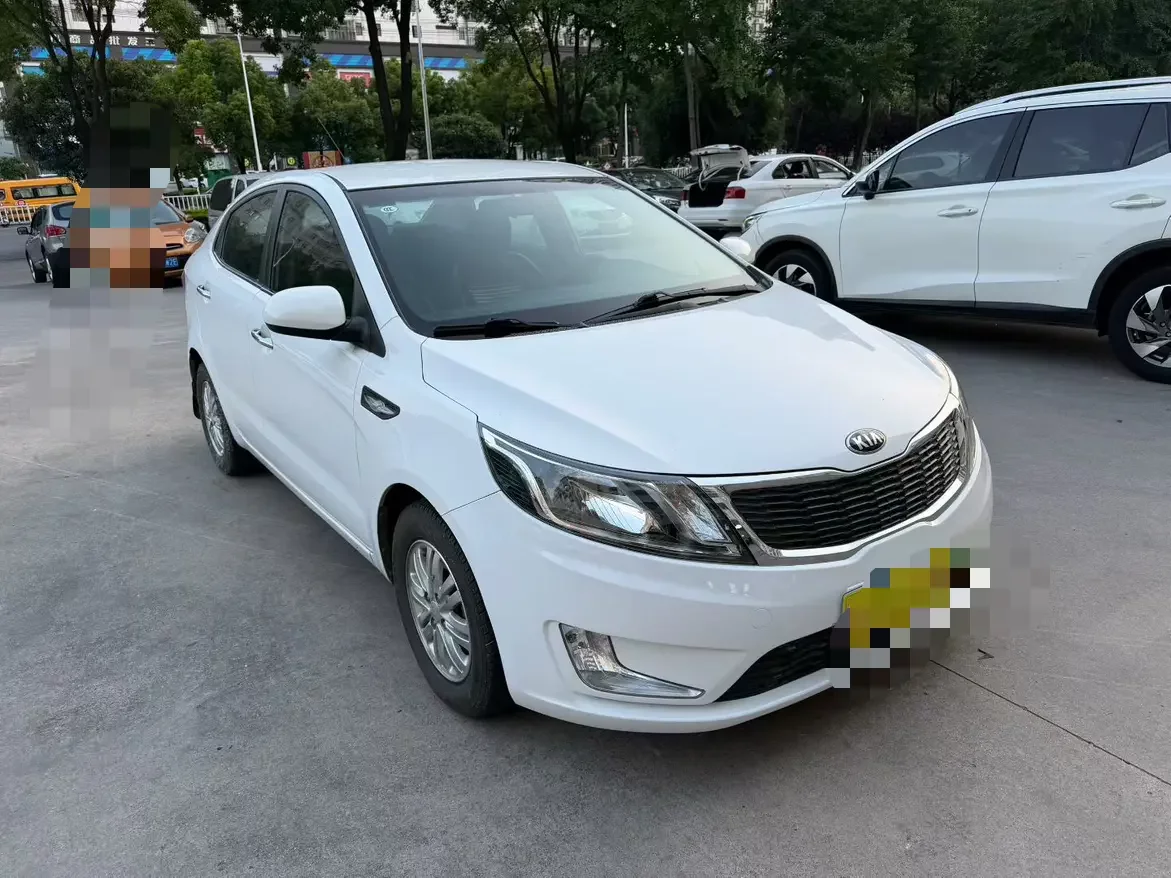 Kia K2