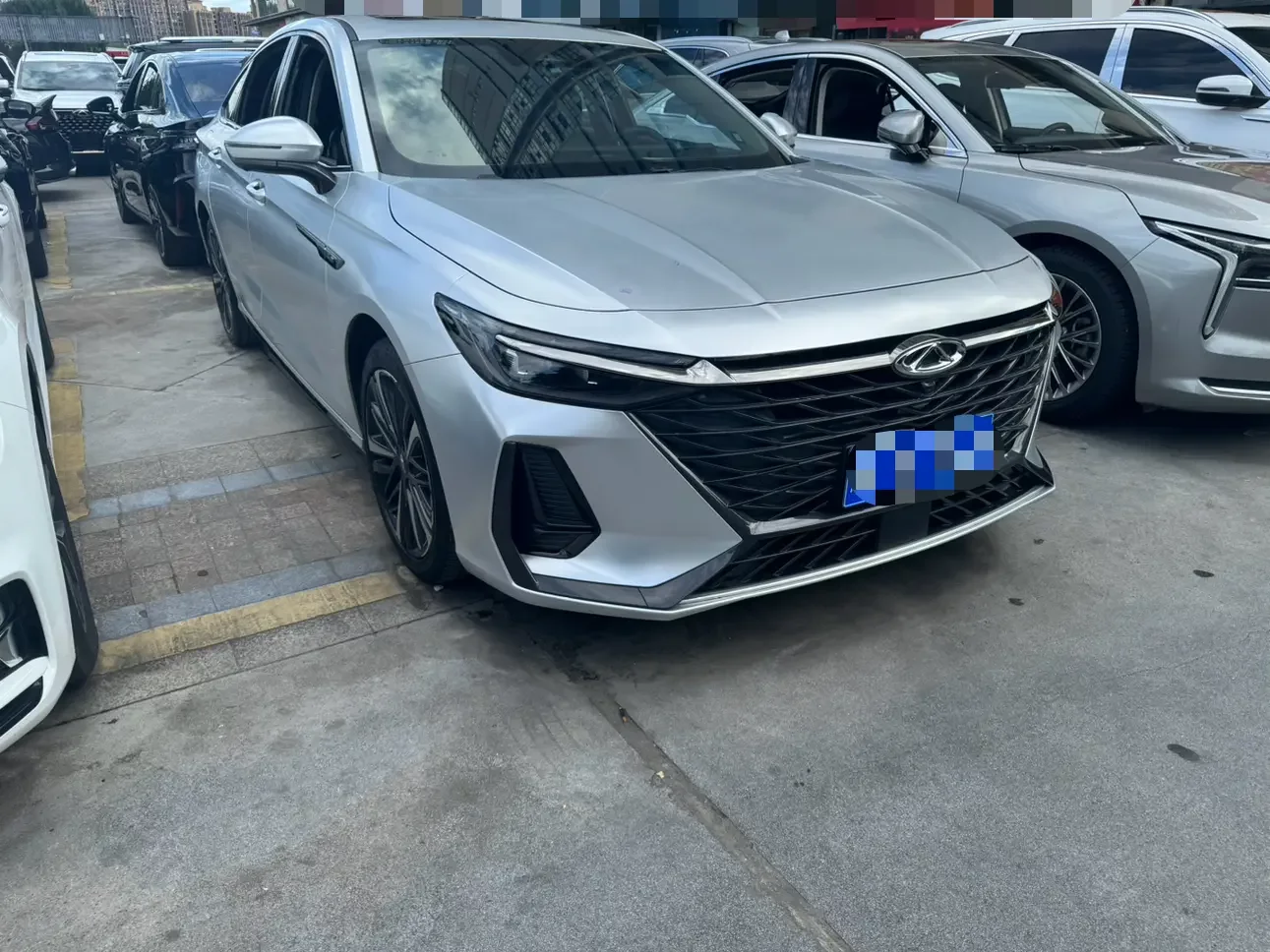Chery Arrizo 8