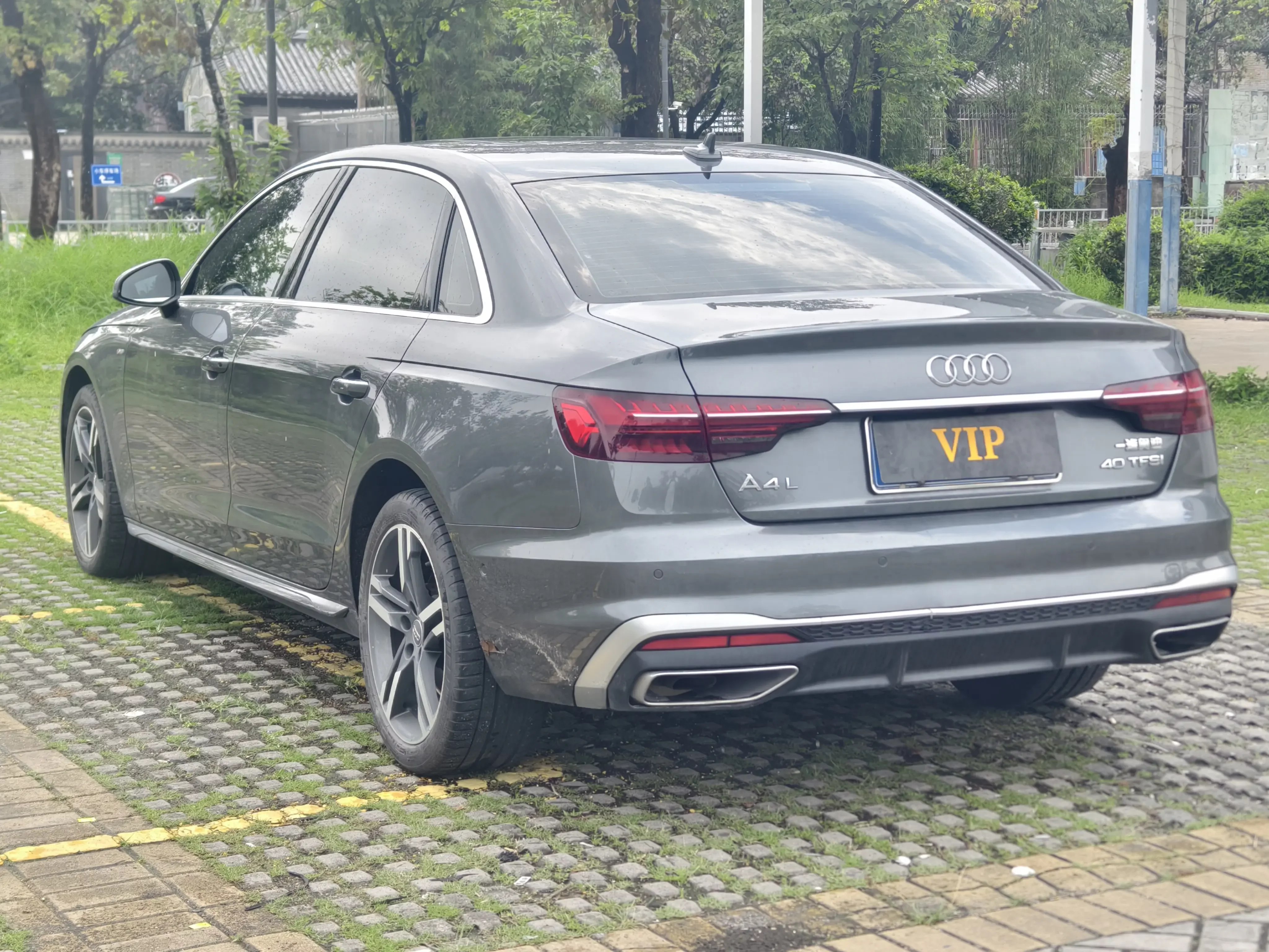 Audi A4L