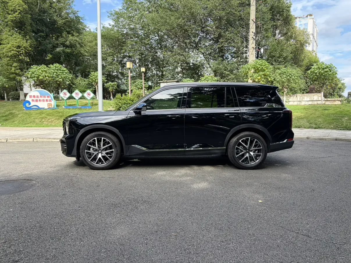 GAC Trumpchi GS8