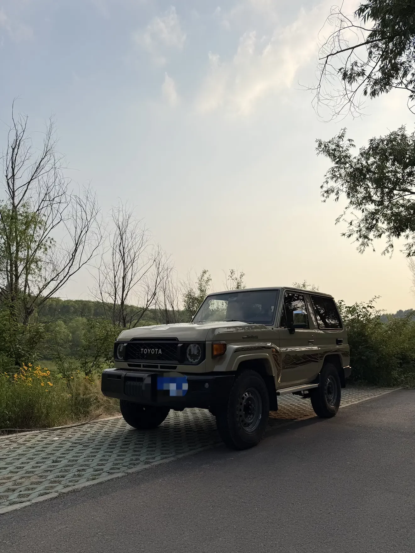 Toyota Land Cruiser 70 Series