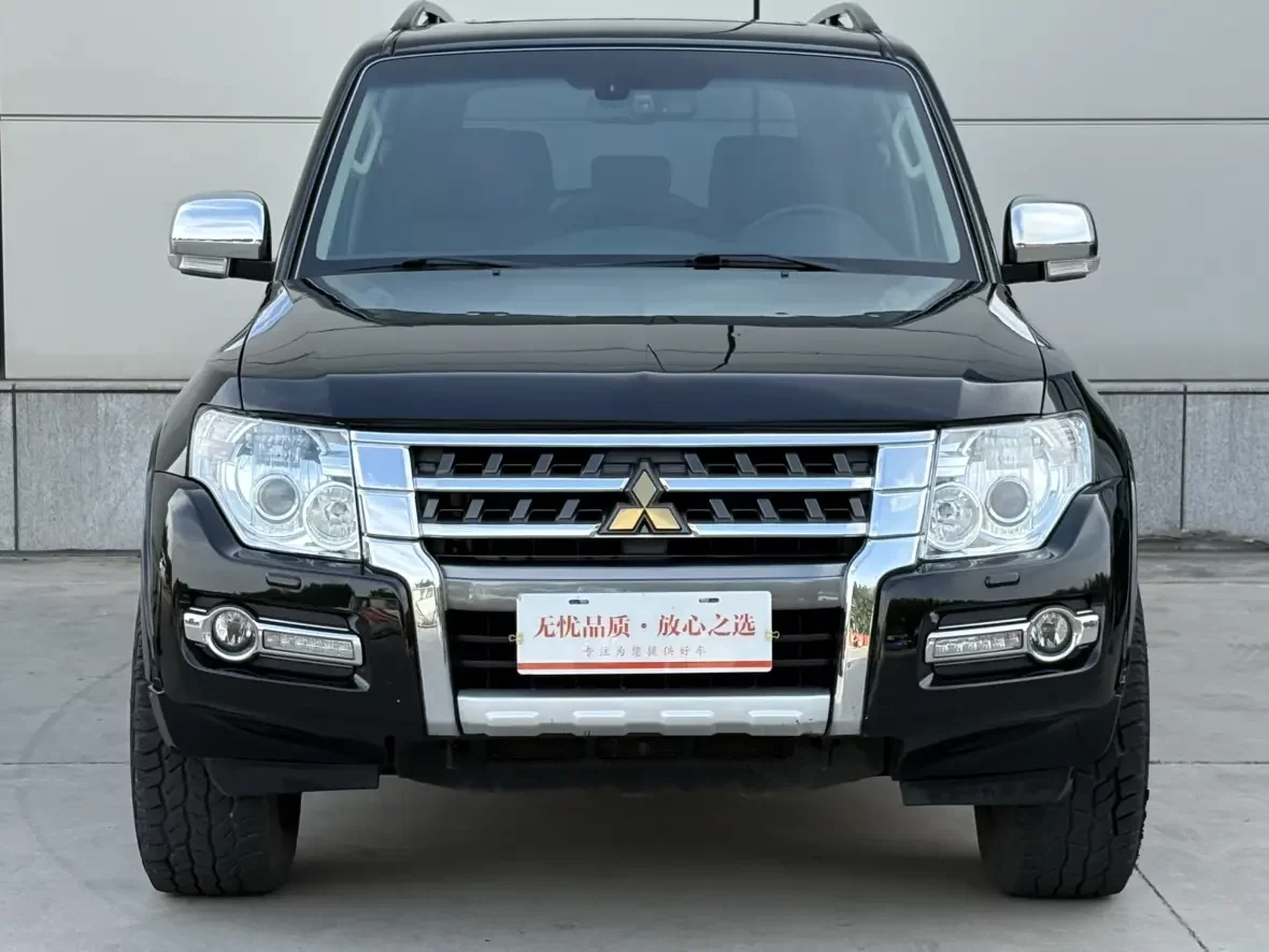 Mitsubishi Pajero  из Китая