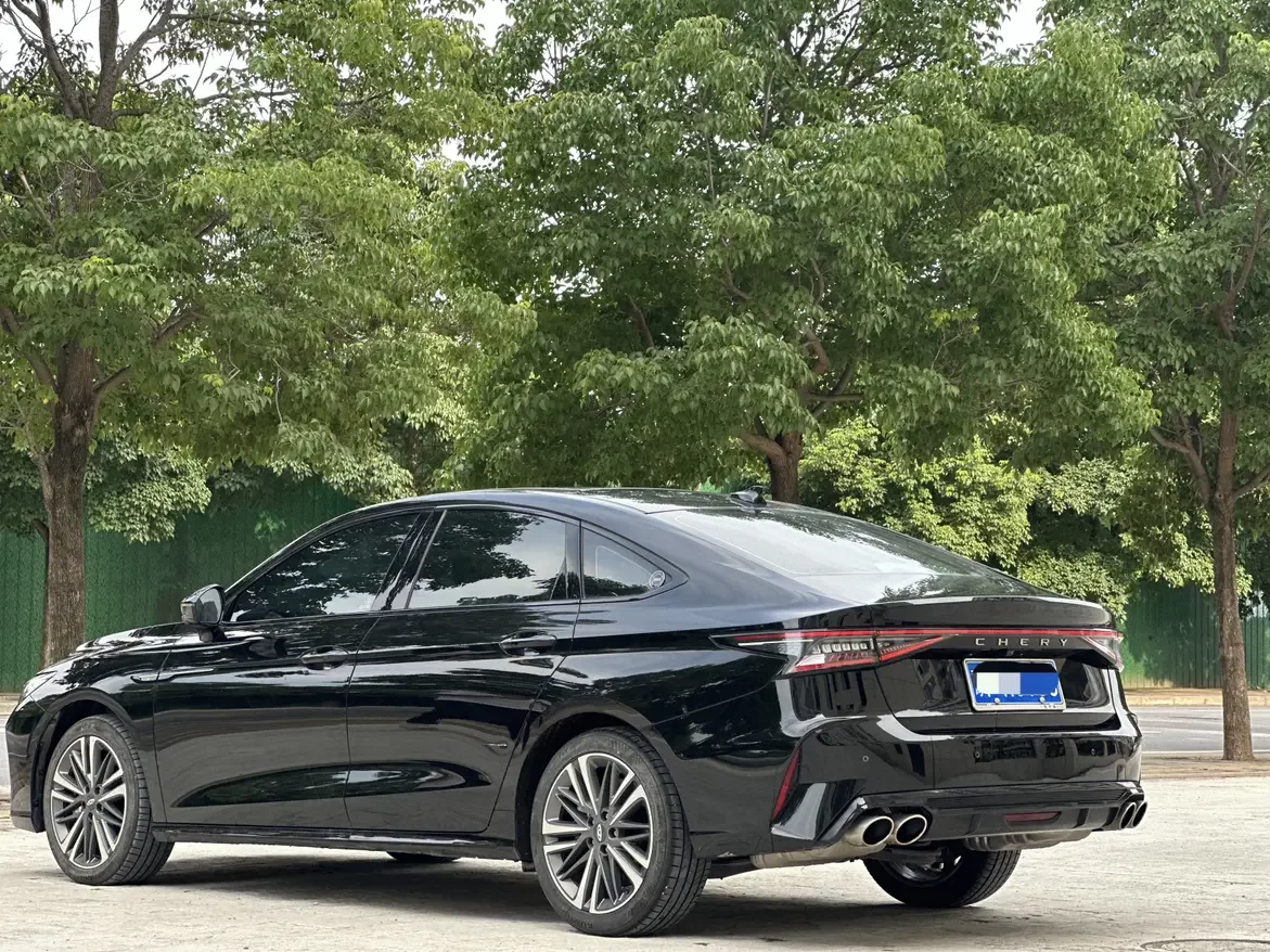 Chery Arrizo 8