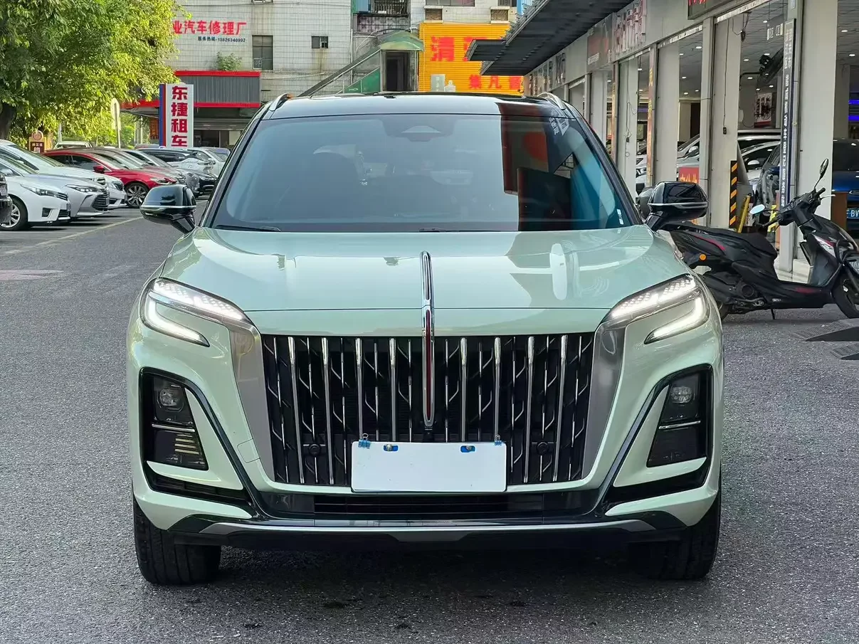 Hongqi HS3