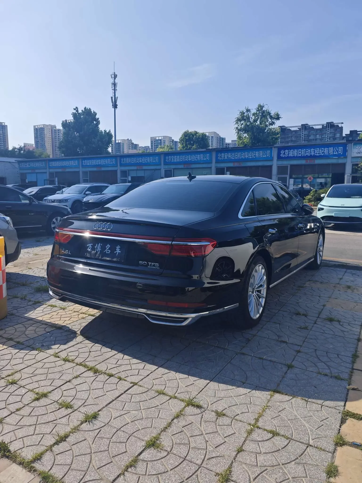 Audi A8