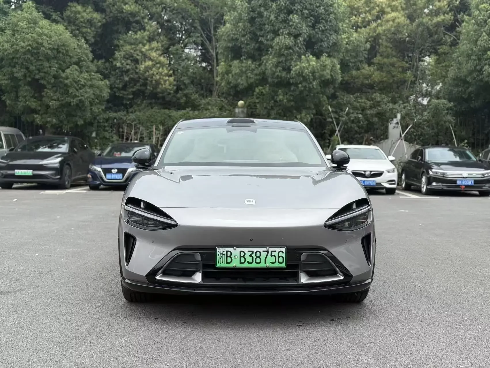 Xiaomi car Xiaomi YU7  из Китая