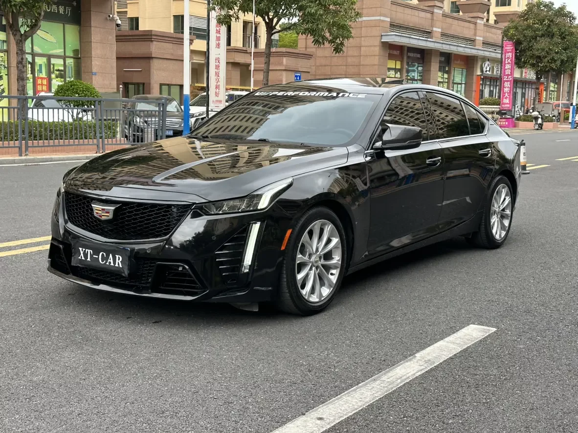 Cadillac CT5  из Китая