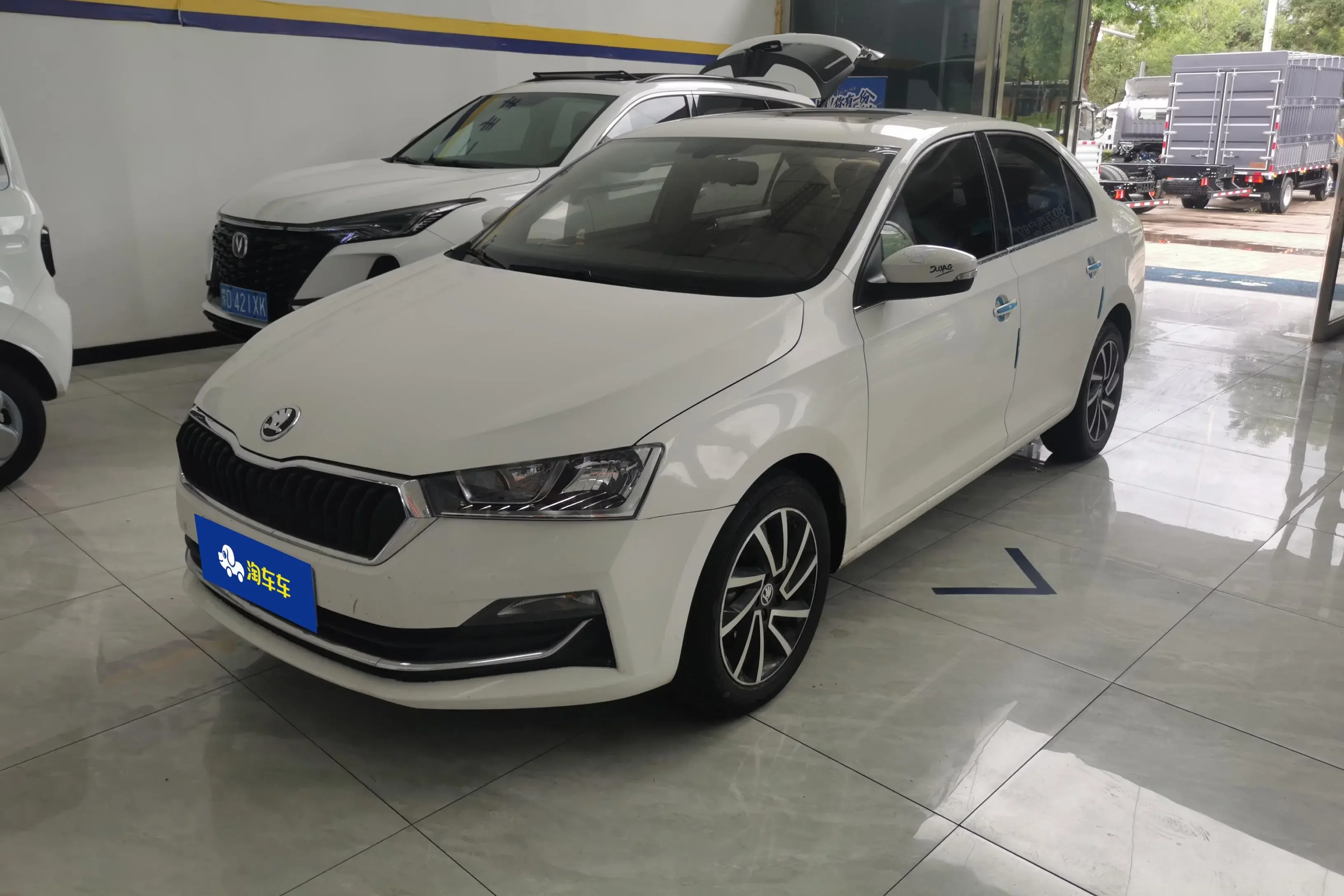Skoda Xin Rui  из Китая