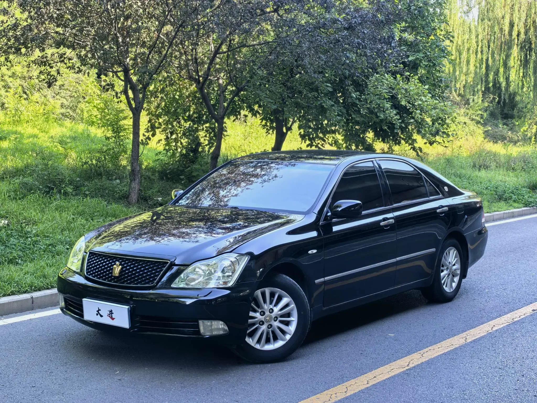 Toyota crown  из Китая