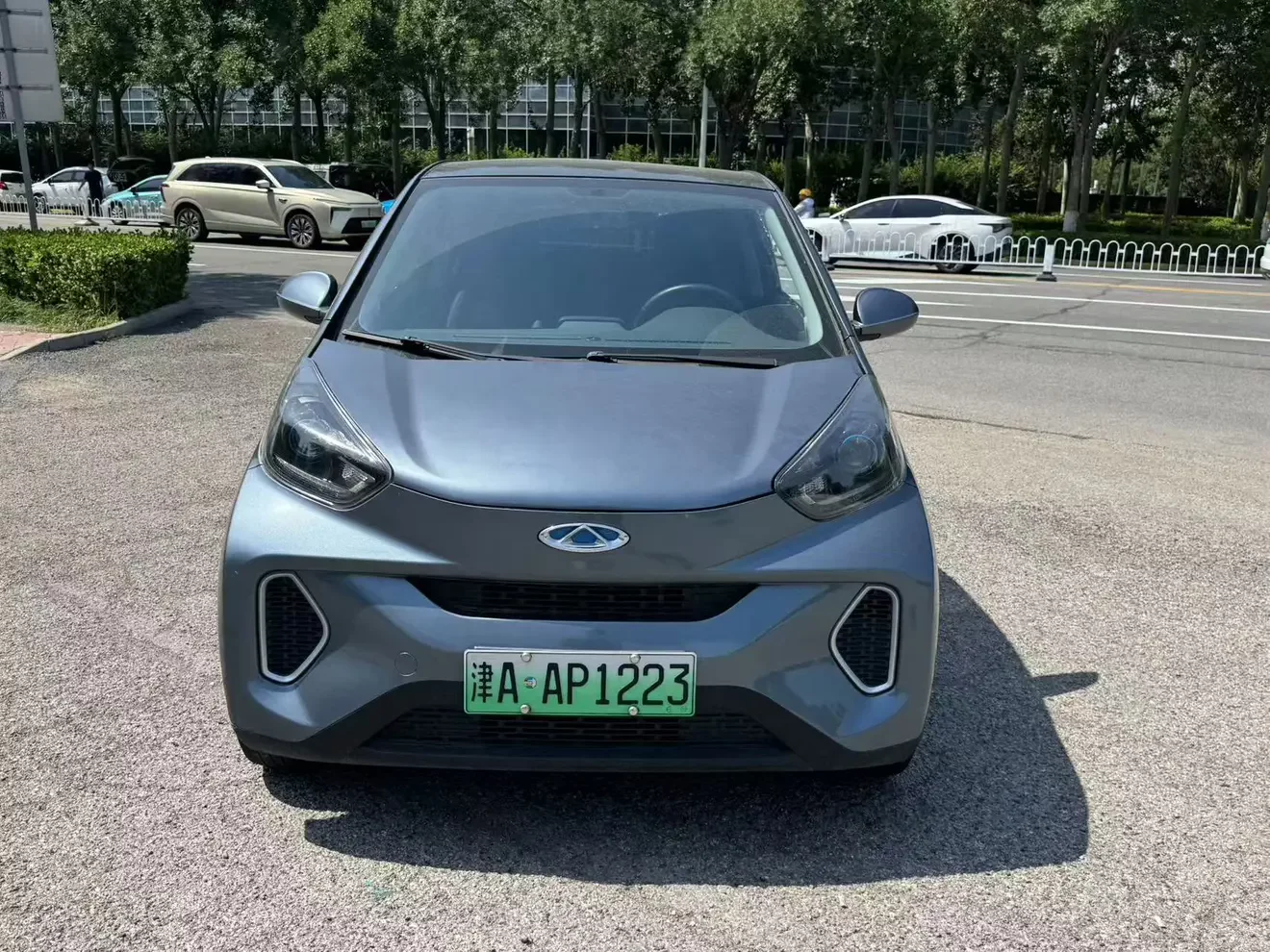 Chery QQ eQ1 (little ant)  из Китая