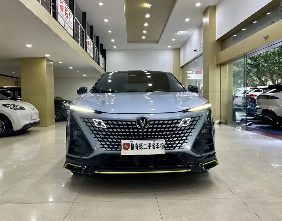Changan UNI-T  из Китая