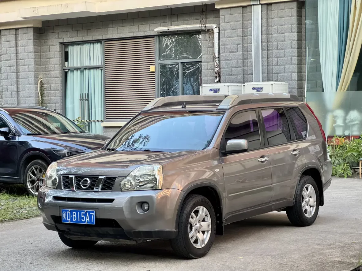 Nissan X-Trail (Qijun)  из Китая