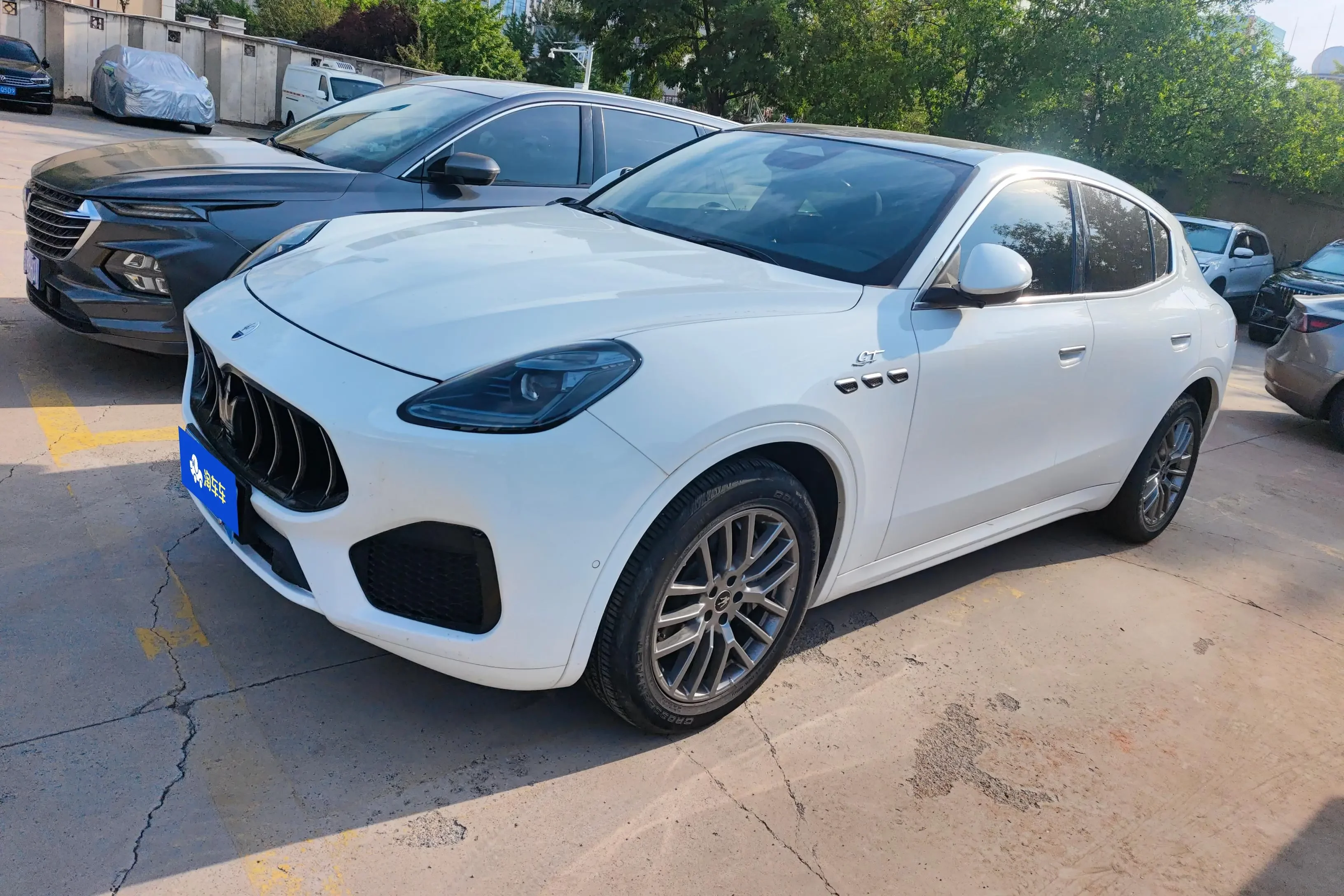 Maserati Grecale  из Китая