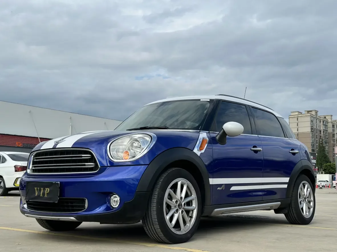MINI COUNTRYMAN