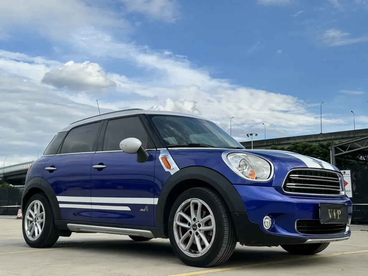 MINI COUNTRYMAN