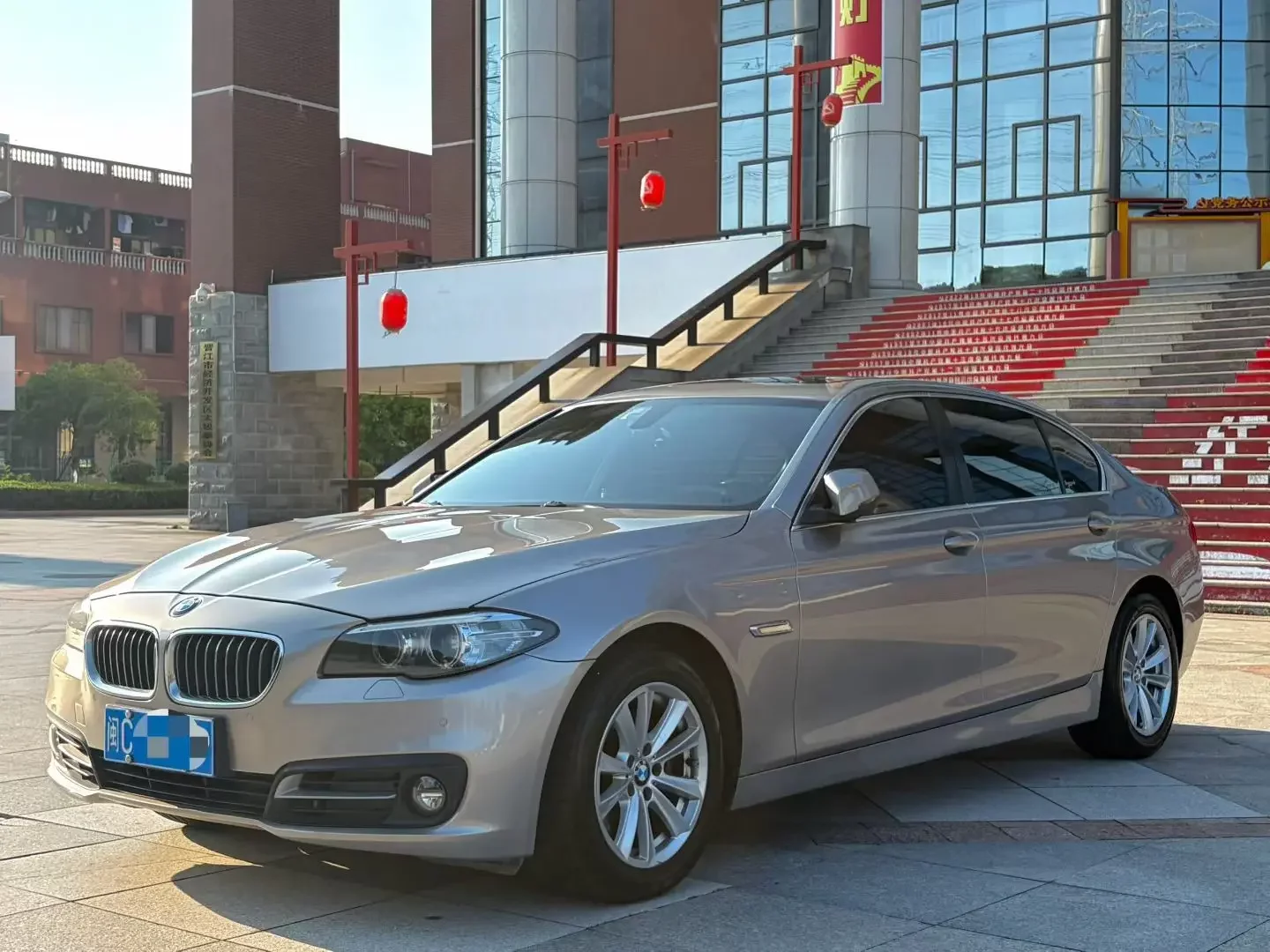 BMW 5 Series  из Китая