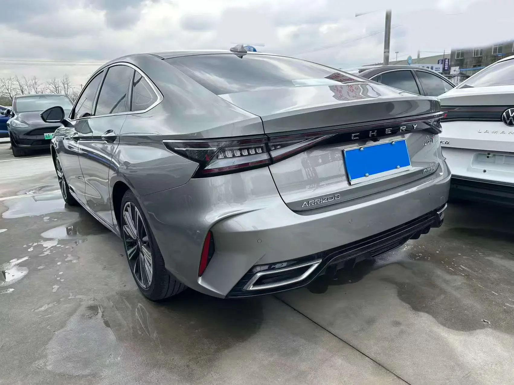 Chery Arrizo 8