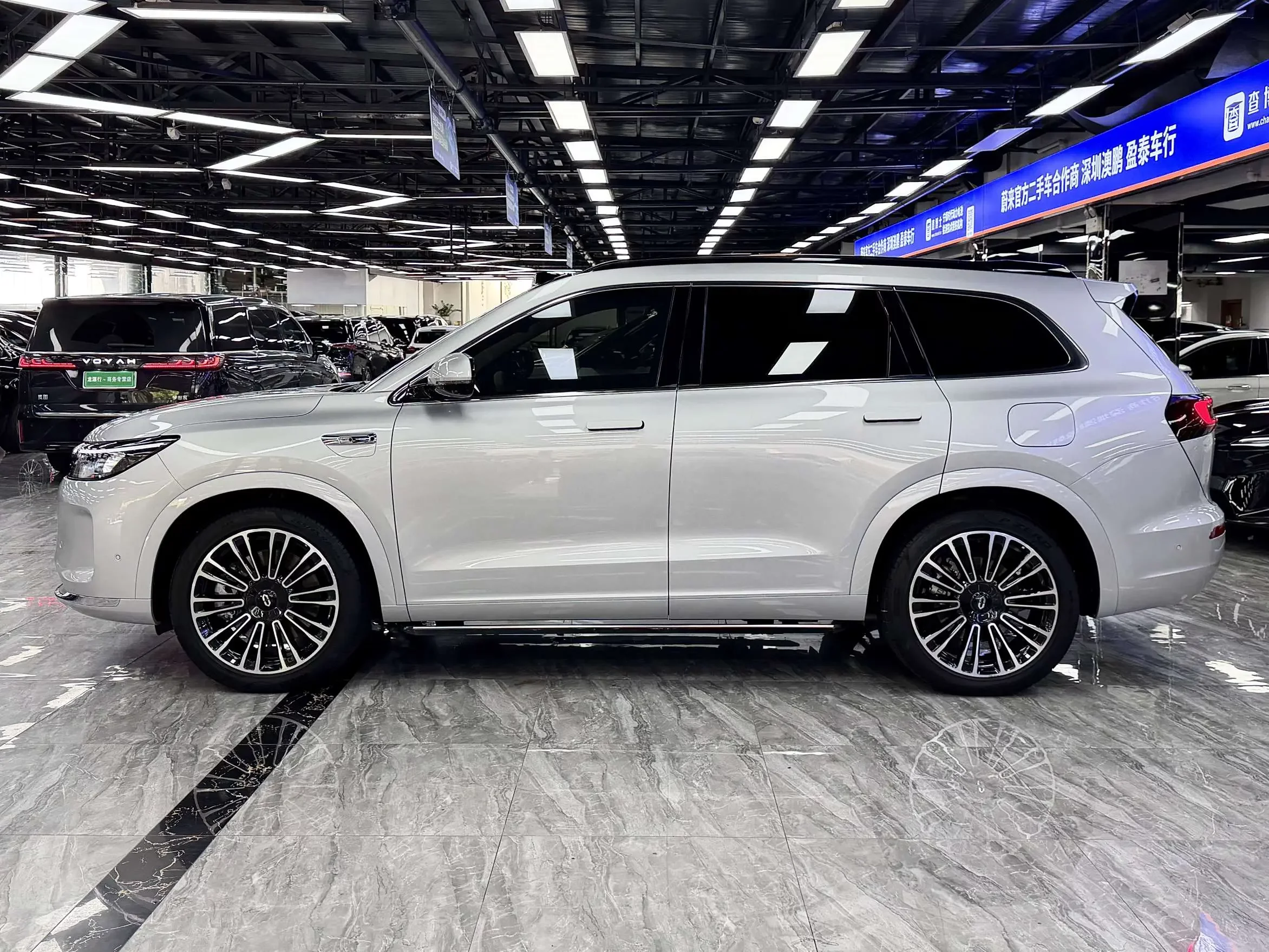 AITO M7