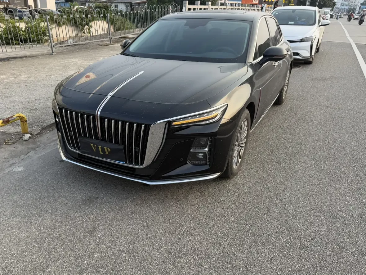 Hongqi H5  из Китая