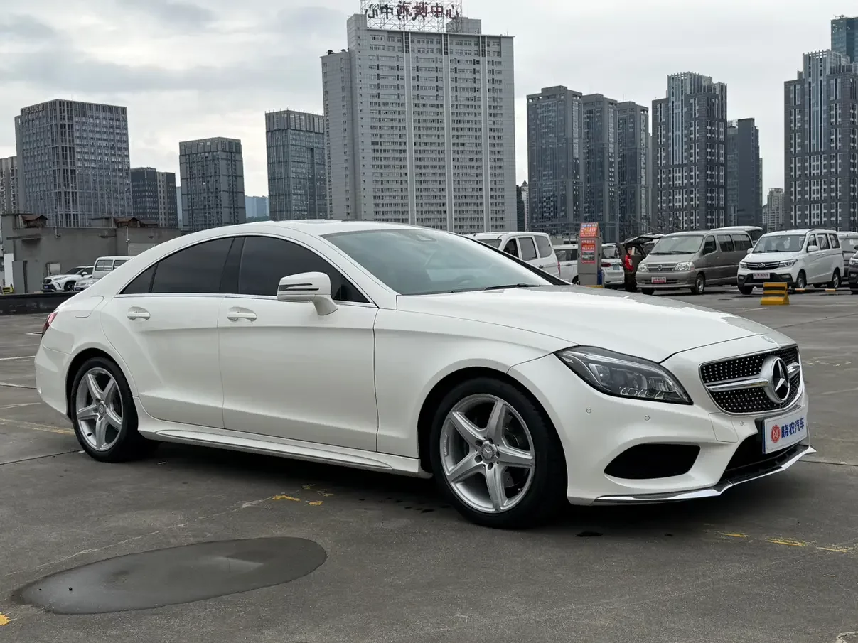 Mercedes-Benz CLS